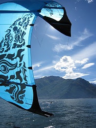 Professional Kite Surfing schooling and instruction on Lake Como, Italy